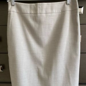 EUC Ann Taylor Factory tan weave pencil skirt, size 6